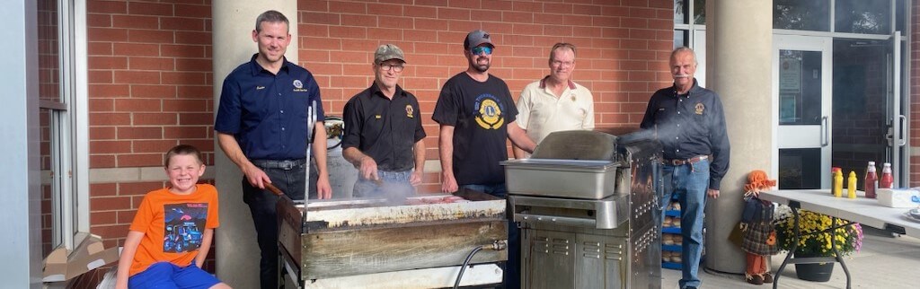 Grillin' burgers